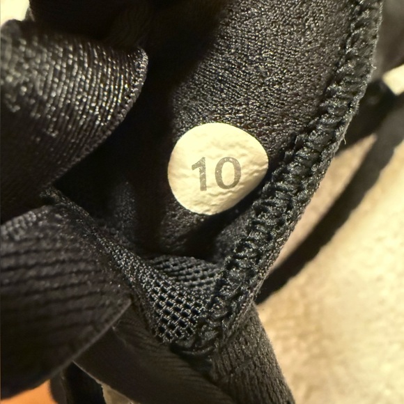 Lululemon Black Hot Spell Bra Strappy Caged In Bralette - Picture 11 of 12